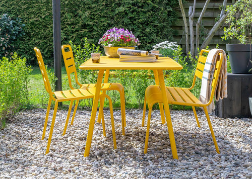 MaximaVida metalen tuinset Max okergeel 150 cm – 1 tafel met 2 stoelen en 1 bank - vtwonen shop