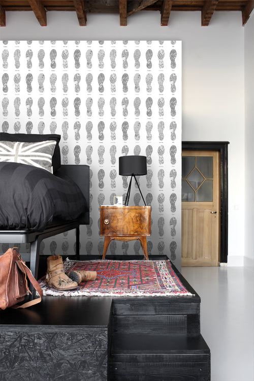 ESTAhome behang stadskaarten in vorm van schoenzolen zwart op wit - 53 cm x 10.05 m - 128818