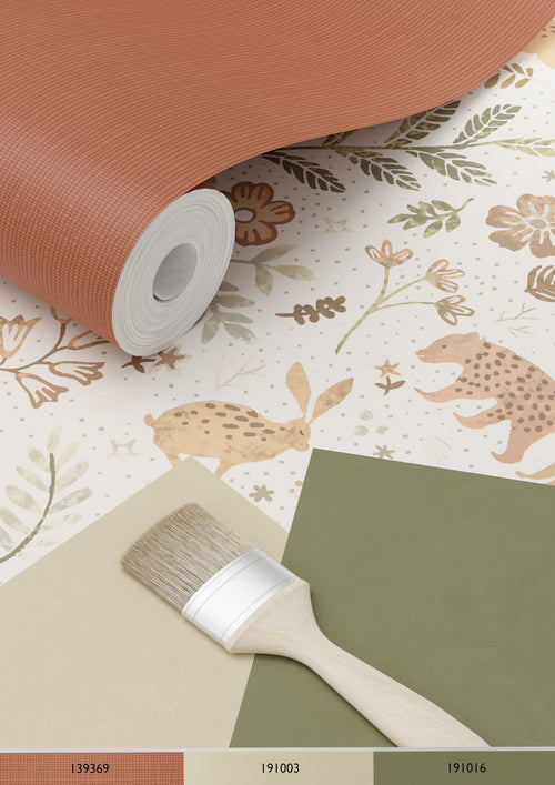 ESTAhome behang bos met bosdieren gebroken wit en beige - 53 cm x 10.05 m - 139525