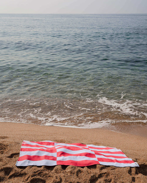 noo.ma Su Beach Towel 160x100 cm - 100% katoen, babyblauw en rood