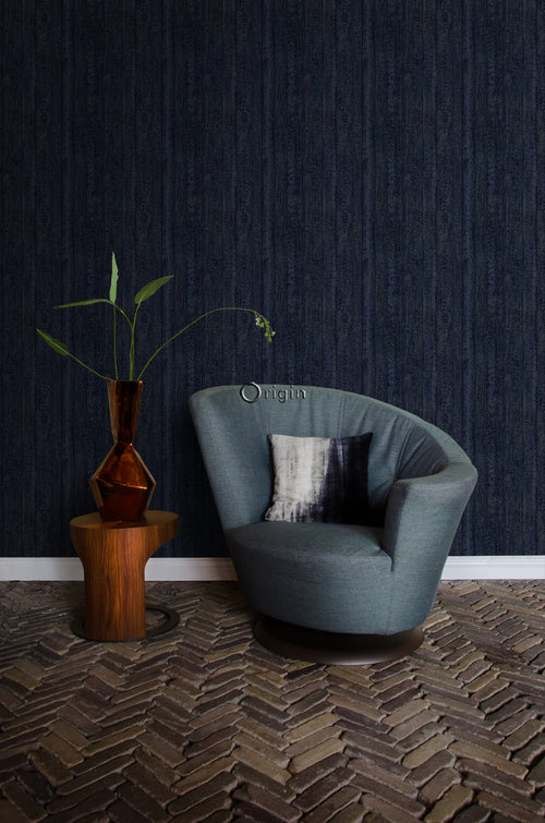 Origin Wallcoverings behang houtmotief donkerblauw - 53 cm x 10,05 m - 347532 - vtwonen shop