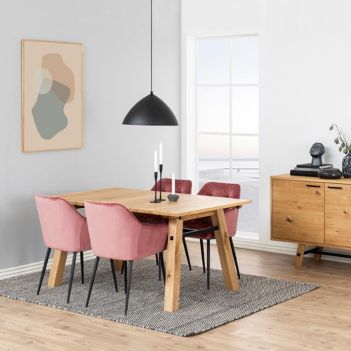 BRAM Eetkamerstoel Moala - Set Van 2 - Fluweel Koraal Met Mat Zwarte Poten - vtwonen shop