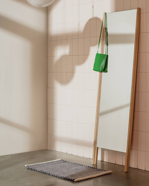 noo.ma Lun Leaning Mirror - Staande spiegel massief eiken 171,5 x 54 x 9 cm