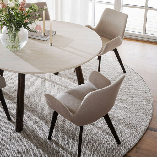 Rowico Home Drimsdale Eetkamerstoel Beige - Met Armleuning - vtwonen shop