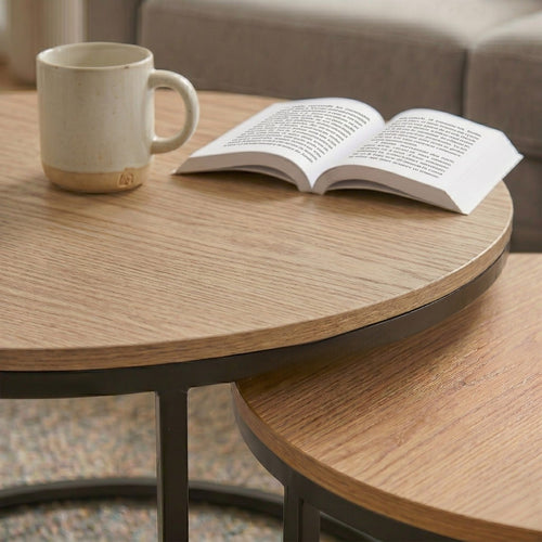 Calicosy - LENNY Set van 2 ronde salontafels - Eiken - 70x70x45,5 cm