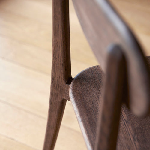 Tikamoon Set van 2 stoelen in bruin massief eikenhout - Bruin