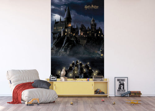 Sanders & Sanders fotobehang Harry Potter Zweinstein zwart en donkerblauw - 270 x 150 cm - 601230