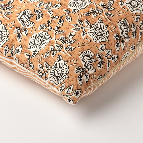 JULITA - sierkussen 45x45 cm - bloemenmotief - 100% katoen - Dusty Coral - roze