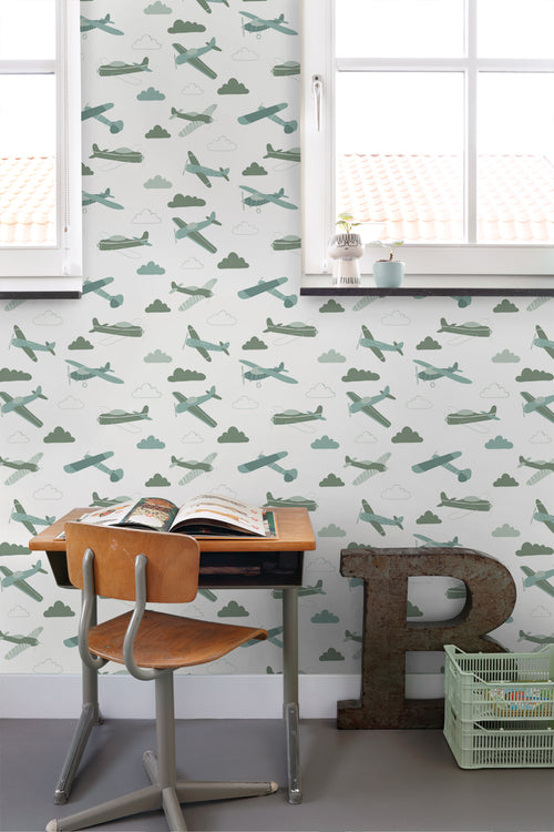 ESTAhome behang vliegtuigen vergrijsd groen en blauw - 50 x 900 cm - 139804 - vtwonen shop