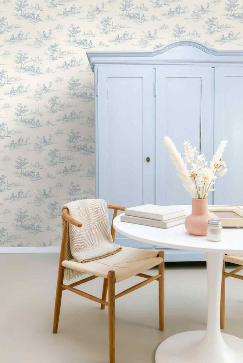 ESTAhome behang toile de jouy print lichtblauw en wit - 50 x 900 cm - 132109