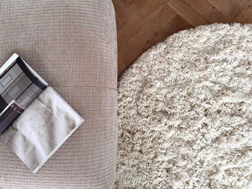 Interieur05 vloerkleed Pilo - hoogpolig - ivoorwit - 240 x 340 cm - vtwonen shop