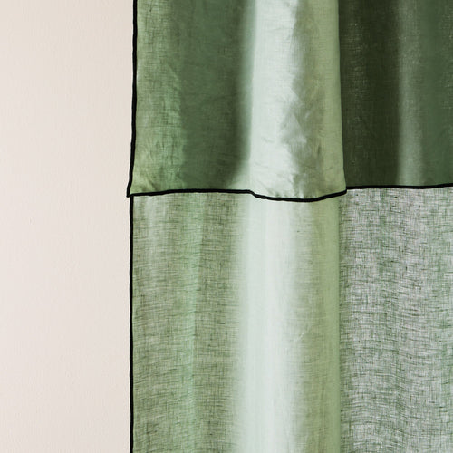 Madura Gordijn Carlina linde en zwarte hommel 150x280 cm