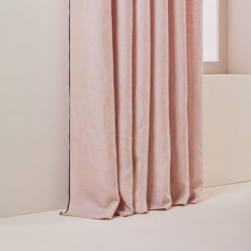 Madura Gordijn Carlina poederroze en zwarte hommel 144x280 cm