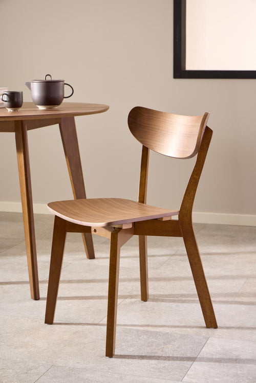 Rebellenclub eetkamertafel Roskilde - ø105 cm - Walnoot - vtwonen shop