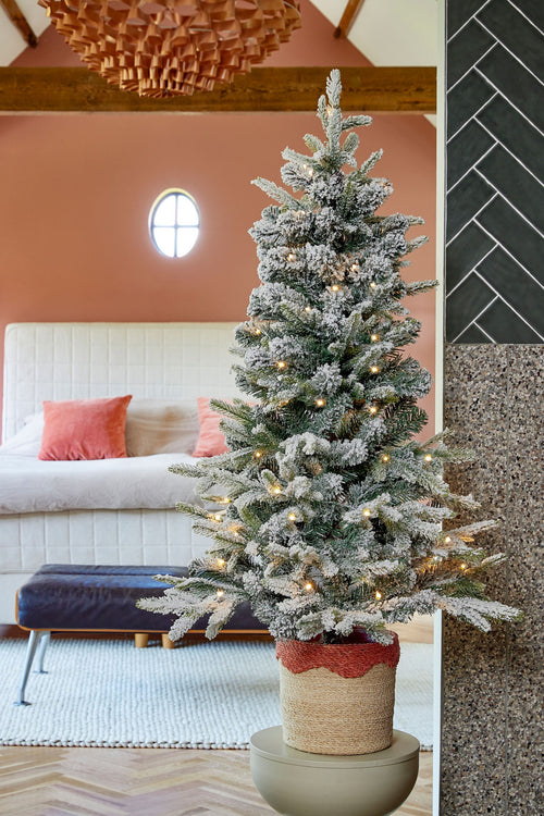 Black Box Trees Grimshaw Kunstkerstboom in Pot met LED Verlichting en Timerfunctie - H90 x Ø61 cm - Groen, Wit - vtwonen shop