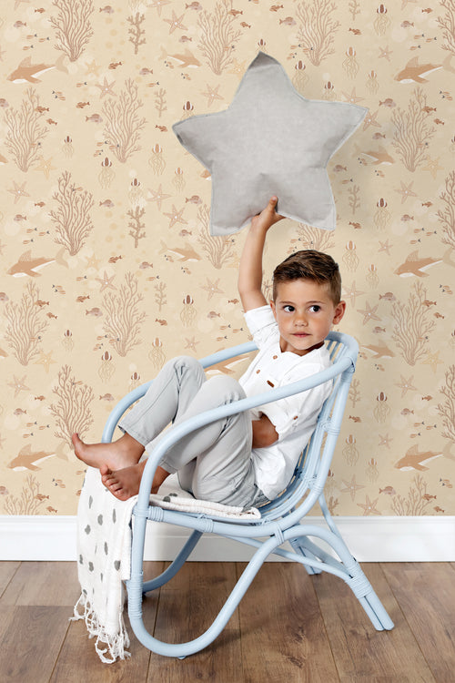 ESTAhome behang onderwaterwereld warm beige - 50 x 900 cm - 130930 - vtwonen shop