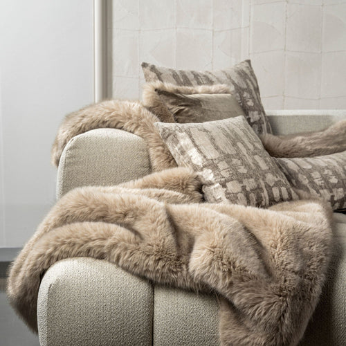 DELPHINE | sierkussen 60x60 cm | Doeskin | bruin | Hoii