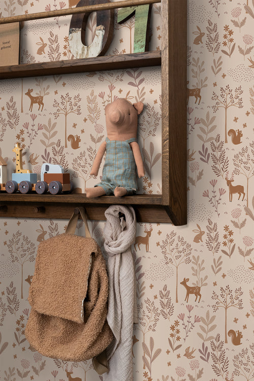 ESTAhome behang bos met bosdieren lila roze - 53 cm x 10.05 m - 131228 - vtwonen shop