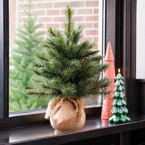 Triumph Tree Forest Frosted Kunstkerstboom H60 x D46 cm - Kunstboom in Jute Zak - Kunst Kerstboom voor Binnen - 64 Tips - Groen