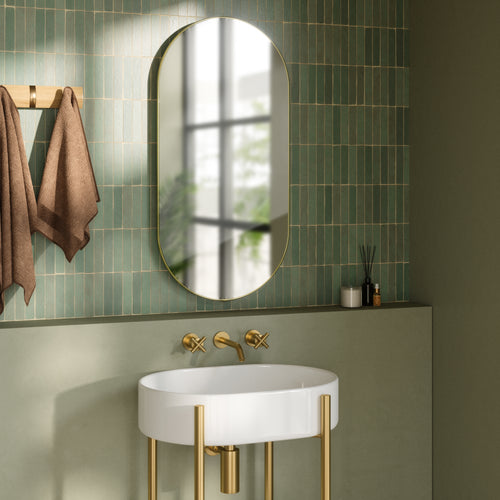 Umbra pilvormige spiegel Hubba - 45 x 91 x 4 cm - goud