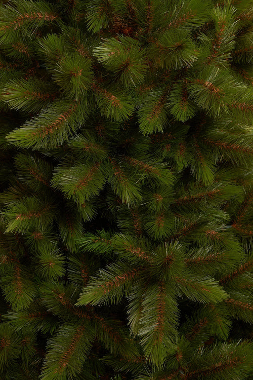 Triumph Tree Wyoming Kunstkerstboom - H230 x Ø165 cm - Groen - vtwonen shop