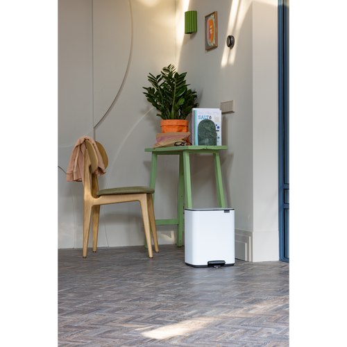 Brabantia Bo Pedaalemmer, 12 liter, stil sluitend, kunststof binnenemmer - White