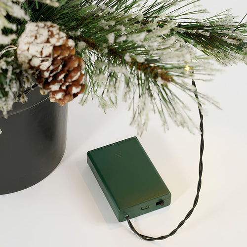 Black Box Trees Vandans Kunstkerstboom met Verlichting - Kerstboom H90 x Ø48 cm - Kunstboom in Pot met Besneeuwde Takken - Groen