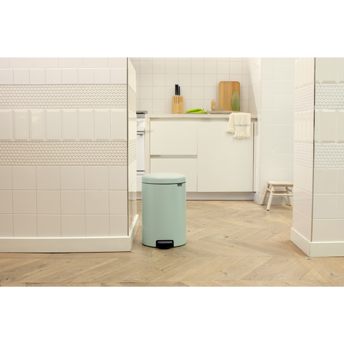 Brabantia NewIcon Pedaalemmer, 20 liter, kunststof binnenemmer - Jade Green