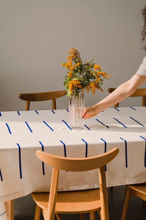 noo.ma MARR Tafelkleed - 140x200 cm - Blueberry Pie - vtwonen shop