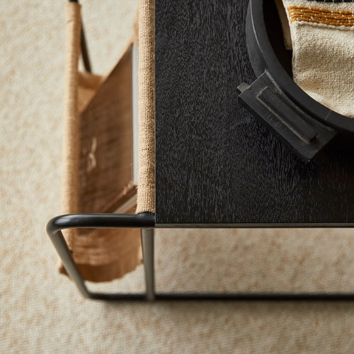 Tikamoon Bijzettafel van massief mangohout - Zwart - vtwonen shop