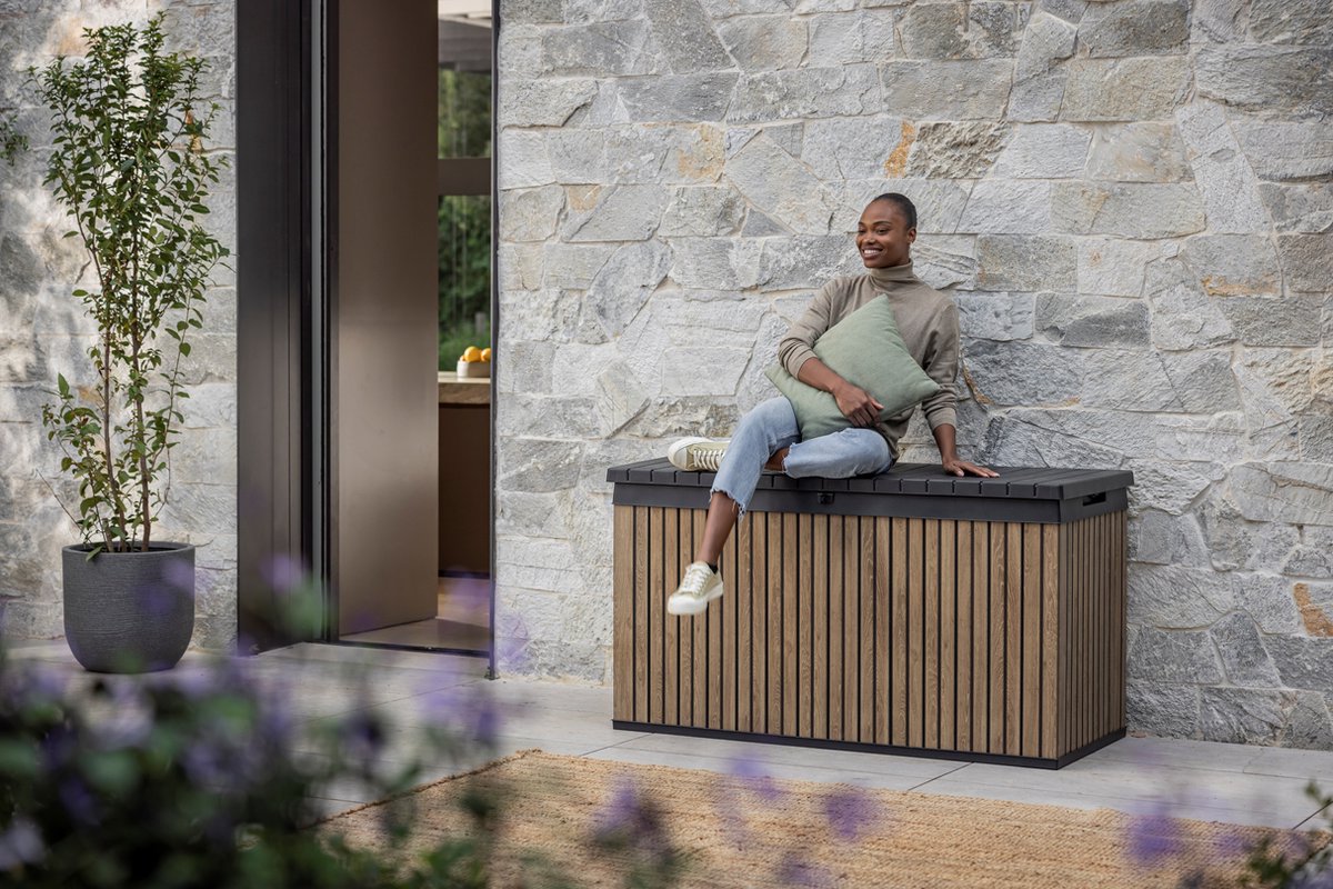 Keter Venetian Opbergbox - 570L - 142,5x65,3x78,2cm - Bruin