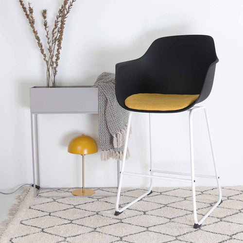 Nolon Nino-Liz Barkruk Zwart - Okergeel Kussen - Wit Frame - 75 cm - vtwonen shop