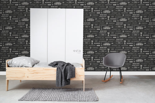 ESTAhome behang sportquotes zwart - 53 cm x 10.05 m - 128815