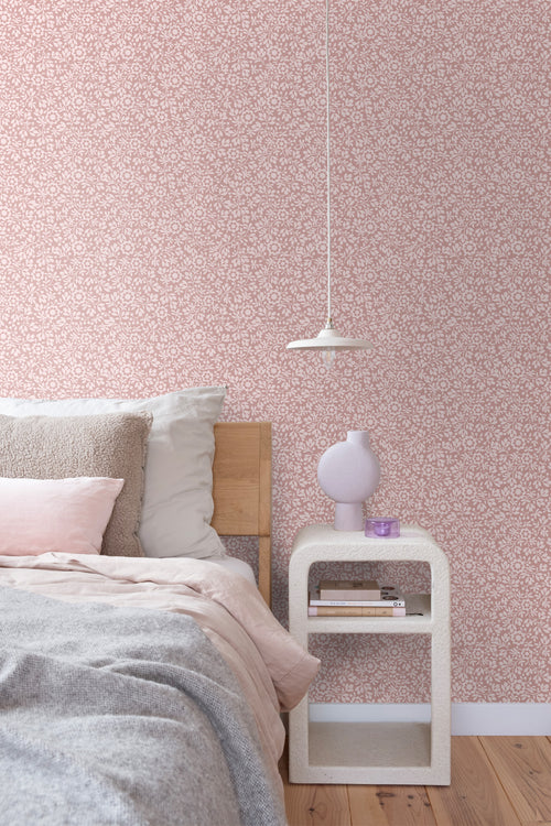 ESTAhome behang bloemetjes licht roze - 50 x 900 cm - 131674 - vtwonen shop