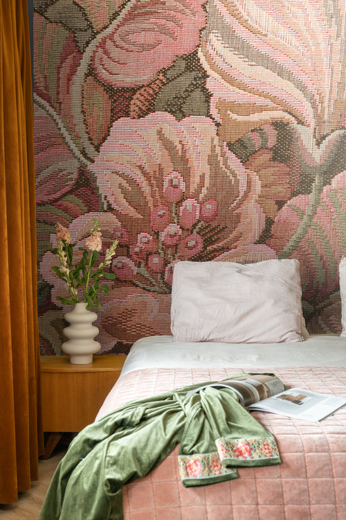 ESTAhome fotobehang geborduurd bloemmotief roze en groen - 186 x 279 cm - 159508 - vtwonen shop