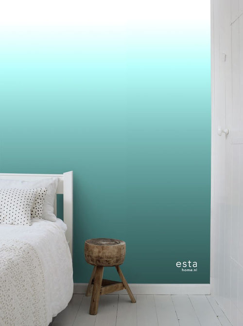 ESTAhome fotobehang kamerhoog dip dye kleurverloop intens turquoise en mat wit - 100 x 279 cm - 158820 - vtwonen shop