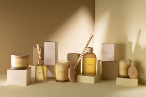 J-Line geurolie + stokjes Accords Essentiels - Oranger Ensoleillé - geel - 550 ml - vtwonen shop