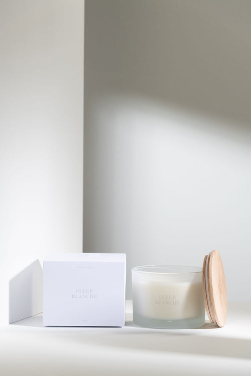 J-Line geurkaars Accords Essentiels - Fleur Blanche - wit - 28U