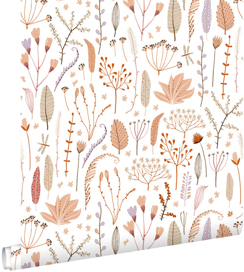 ESTAhome behang veldbloemen terracotta, paars, beige en wit - 50 x 900 cm - 131162 - vtwonen shop