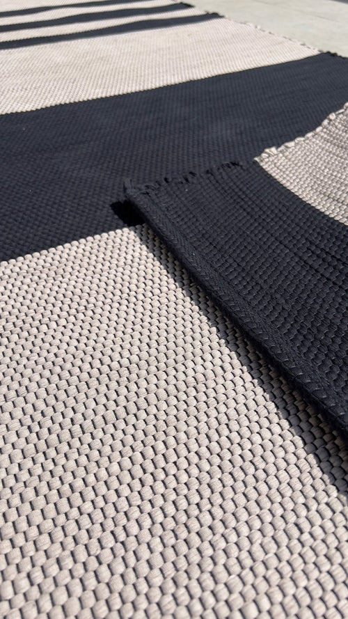 AFK Living vloerkleed Tiago - handgemaakt - Gerecycled katoen - 140 x 200 cm - vtwonen shop