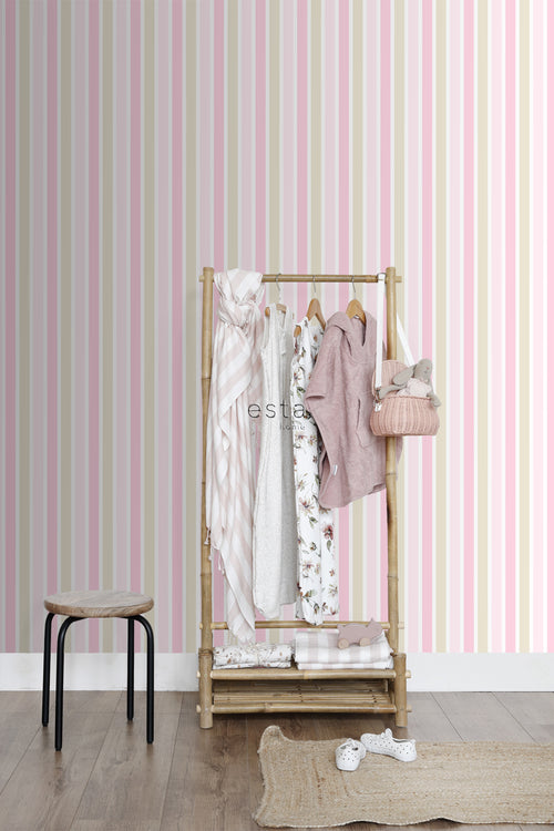 ESTAhome behang verticale strepen licht roze, beige en wit - 53 cm x 10.05 m - 138701