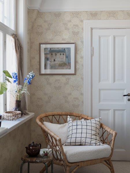 Borastapeter behang vintage bloemen in art nouveau stijl beige - 53 cm x 10.05 m - 660401 - vtwonen shop