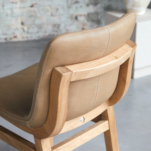 Tikamoon Stoel van eikenhout en Cheyenne leer - Bruin - vtwonen shop