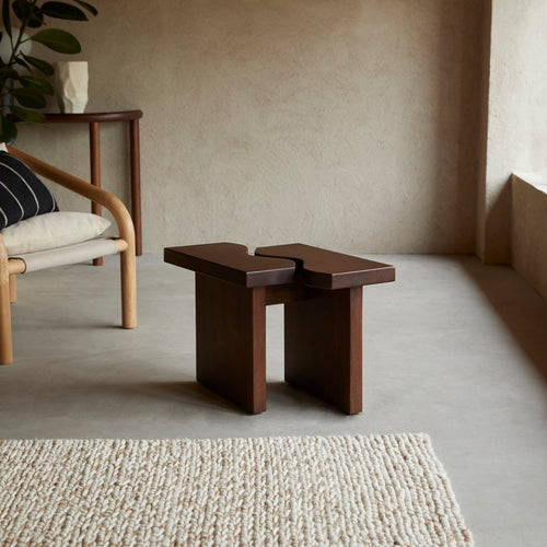 Tikamoon Massief eiken bijzettafel - Donkerbruin - vtwonen shop