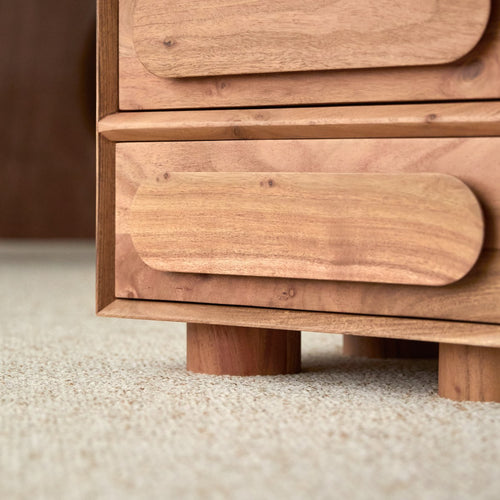 Tikamoon Nachtkastje van massief acacia met 3 laden - Naturel - vtwonen shop