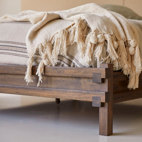 Tikamoon Bed van massief mangohout 160 x 200 cm - Bruin