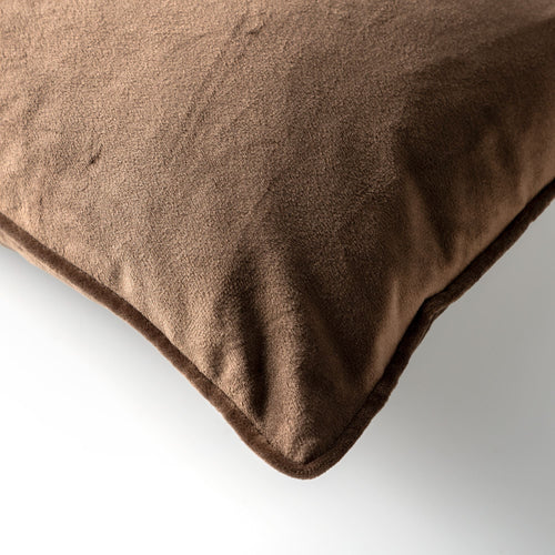 FINN - kussenhoes 30x50 cm - velvet - lendekussen - Chocolate Martini - donkerbruin