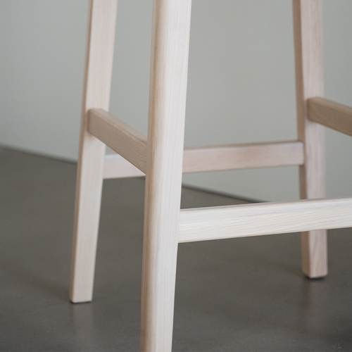 Rowico Home Livermore Eikenhouten Barkruk Whitewash - 68 cm - vtwonen shop