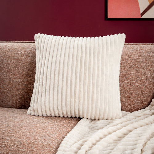 MART - sierkussen 45x45 cm - zacht ribfluweel - corduroy - Snow White - wit