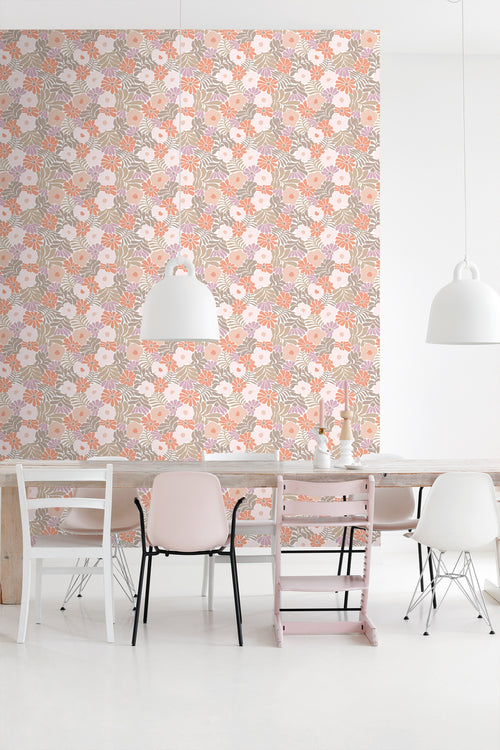 ESTAhome behang bloemen in Matisse stijl oranje, paars en licht roze - 50 x 900 cm - 131003 - vtwonen shop